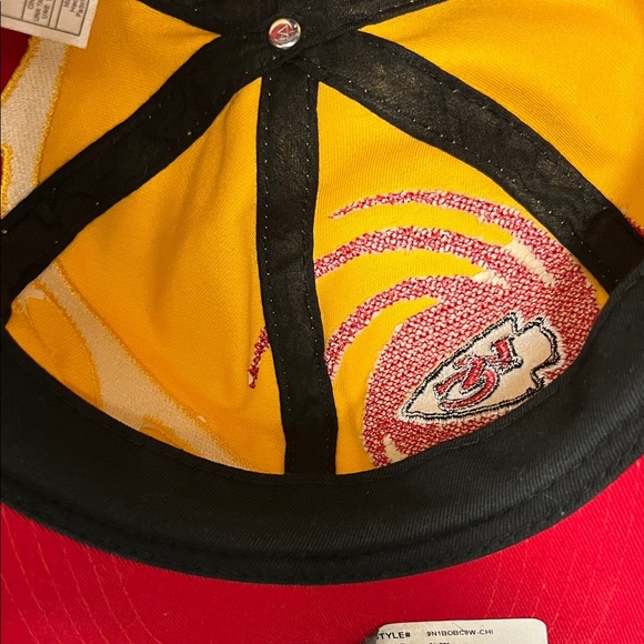 NWT Mitchell & Ness Yellow and Red Chiefs Cap - Picture 6 of 12